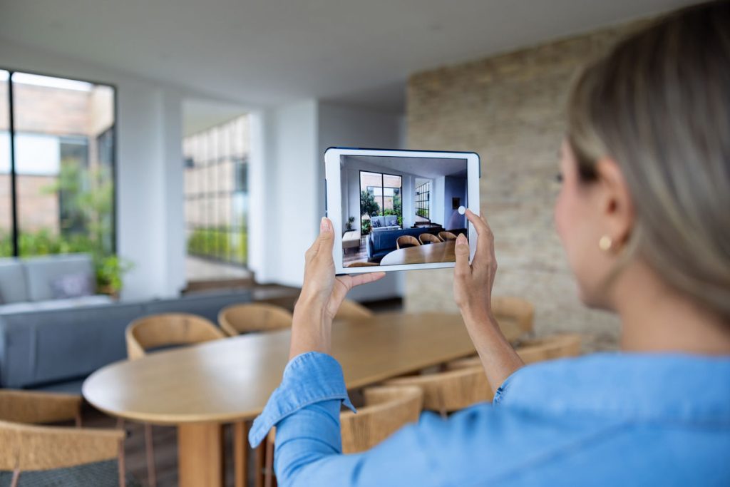 Virtual & Augmented Reality Home Tours: Best Practices