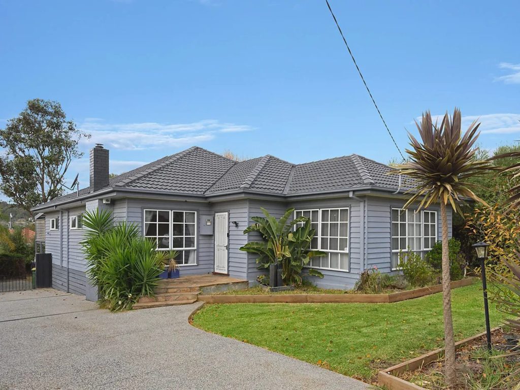 5 homes that sold for up to 10% under the asking price