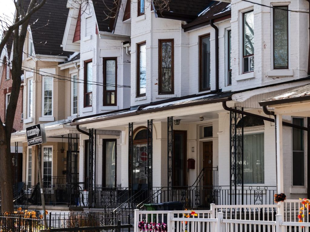 Despite growing financial pressures, Canadians are still reliably paying their mortgages