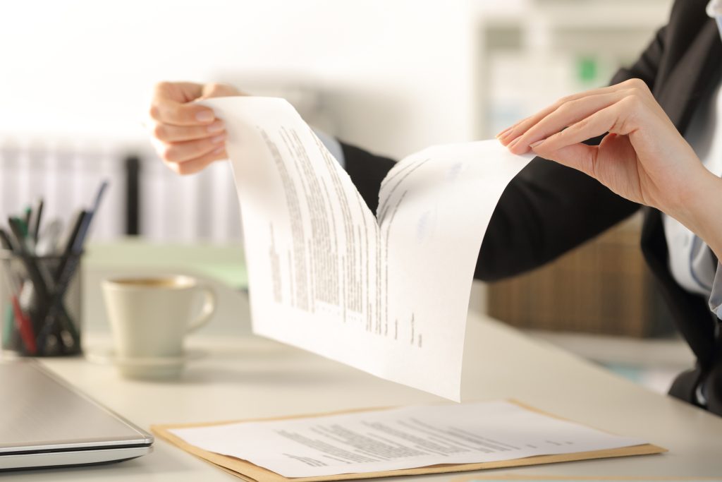 Can I Back Out of Selling My House Before Closing?